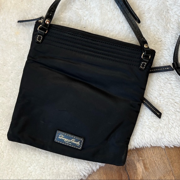 DOONEY & BOURKE Black Cross body Small Bag - Picture 3 of 6